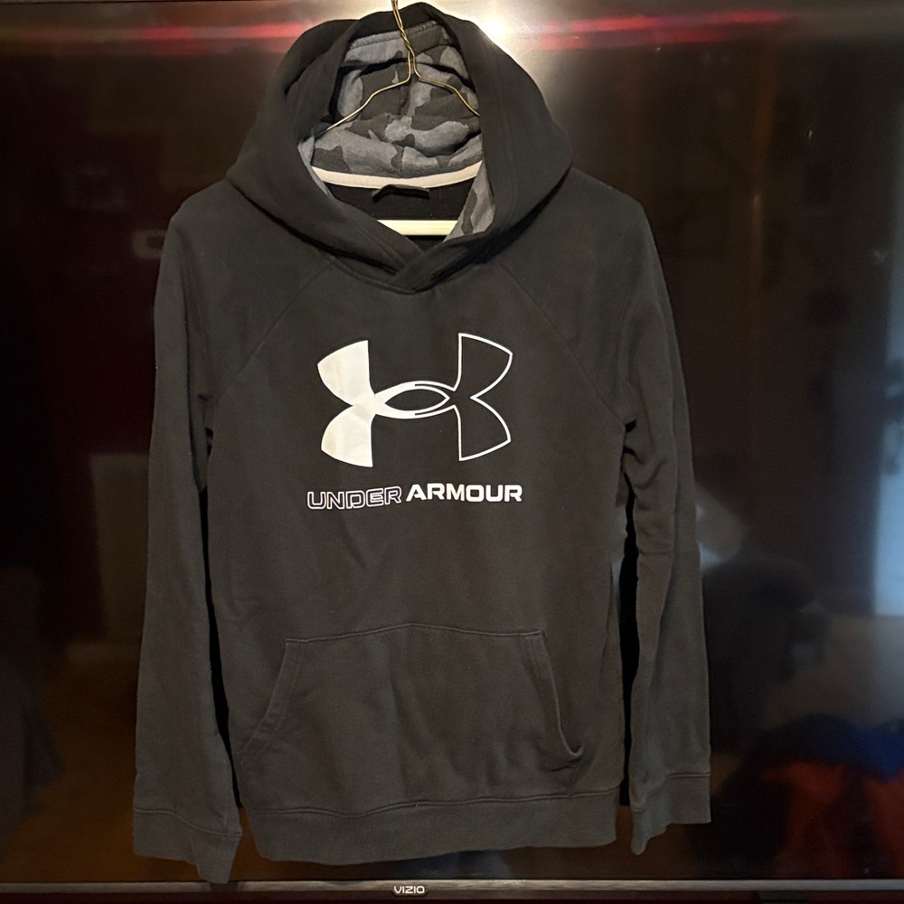 Under Armour Black Hoodie with camp